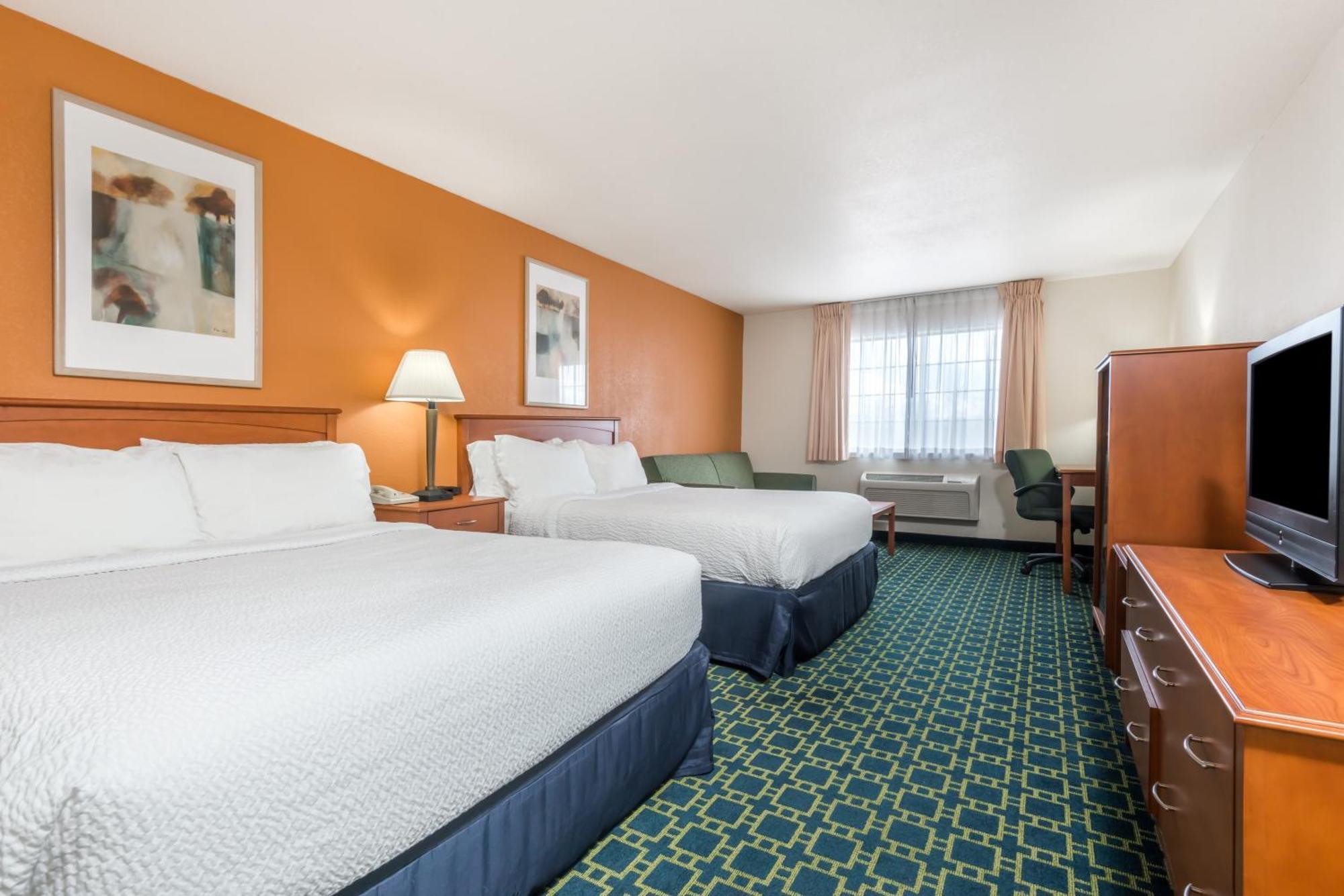 Hotel Baymont By Wyndham Santa Fe Habitación foto